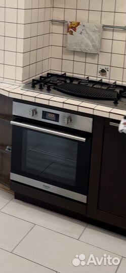 Электрический духовой шкаф Hotpoint- Ariston