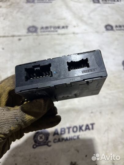 Блок центрального замка Nissan Primera P11