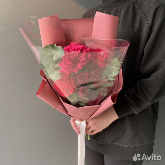 Букеты из кустовых роз
