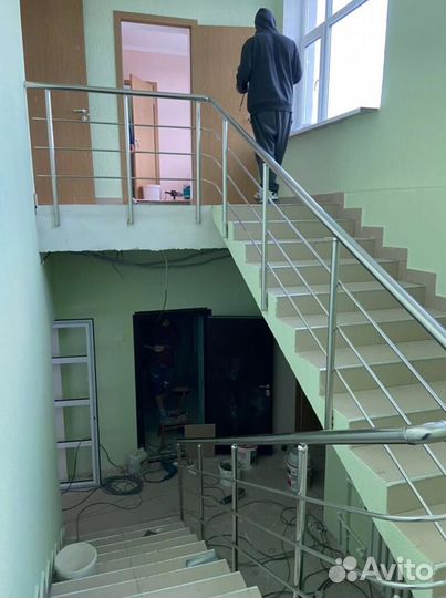 Ограждения, перила лестниц