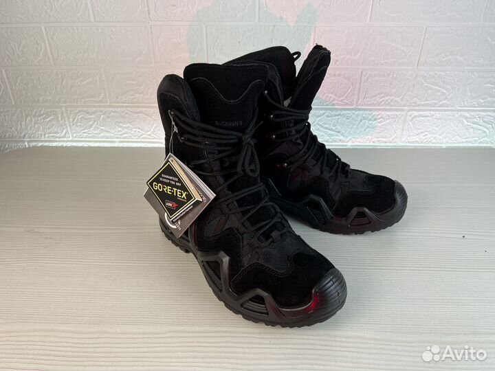 Тактические ботинки с высоким берцем Lowa