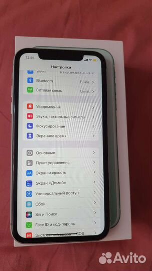 Телефон iPhone 11