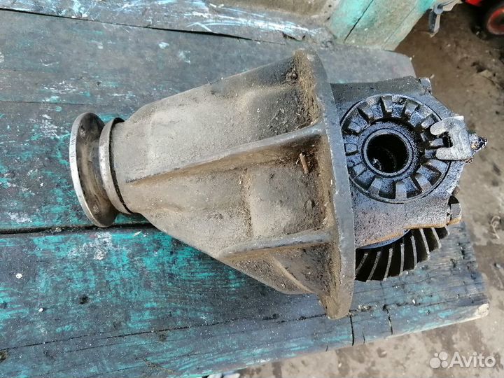 Редуктор моста м-412 38/9 зубьев