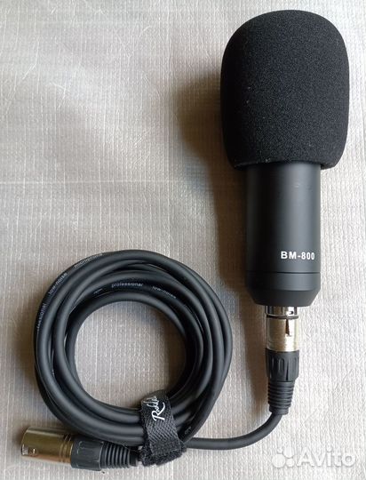 Микрофон студийный конденсаторный BM 800