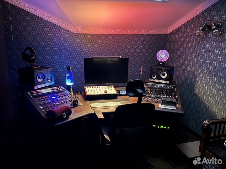 Пара Eve Audio SC3070 активные студийные мониторы