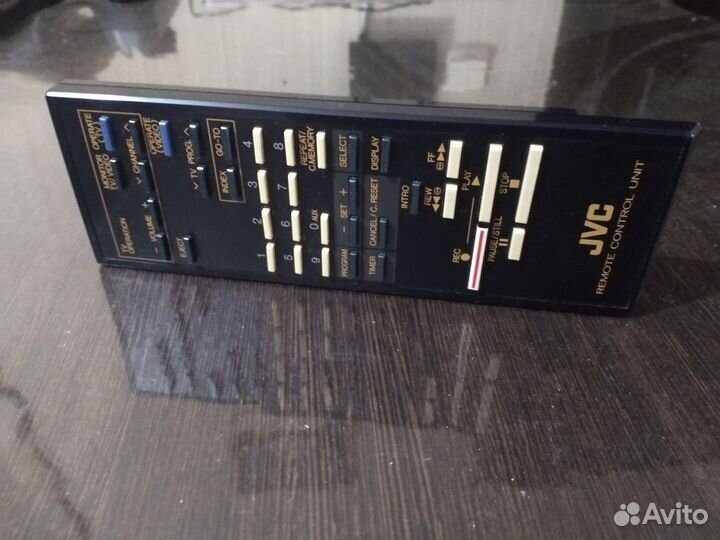 Оригинальный пульт видеомагнитофона jvc