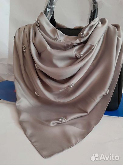 Шелковый платок