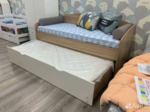 Кровать от 2х лет выкатное место лдсп без мягкой с