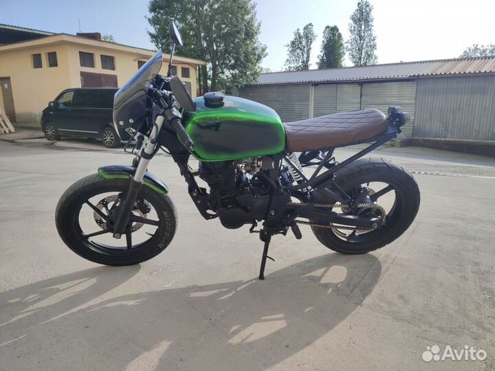 Racer 250 cafe