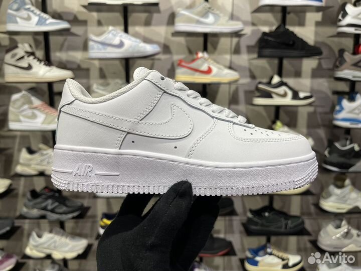 Кроссовки Nike Air Force 1 Low 