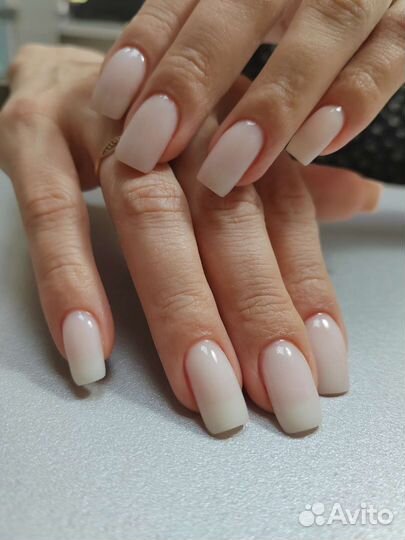 Маникюр и педикюр