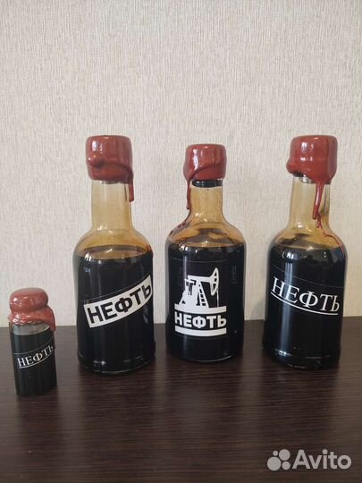 Нефть сырая сувенир