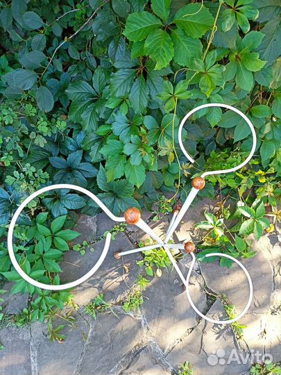 Подставка для цветов напольная металлическая