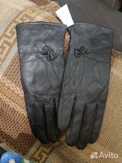 Перчатки женские кожаные новые