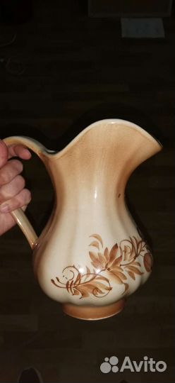 Наборы посуды, сервизы разные