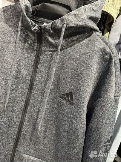 Спортивный костюм Adidas