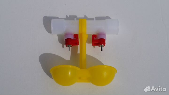 Ниппельная поилка двойная с каплеуловителем