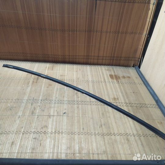 Молдинг кузова левый Mercedes-Benz Clk-Class Clk