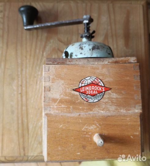 Старинная ручная кофемолка Leinbrocks ideal