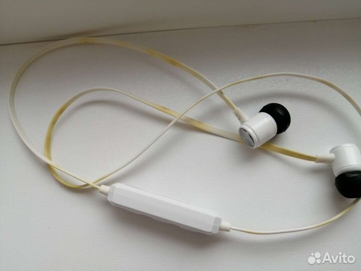Bluetooth наушники затычки