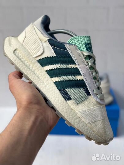 Кроссовки adidas retropy e5