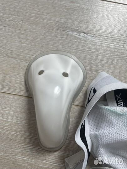 Защита паха ракушка demix