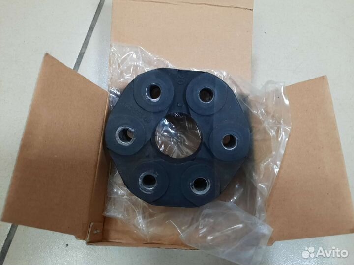 Муфта кардана BMW E36 E46 E60 E34 26111225624