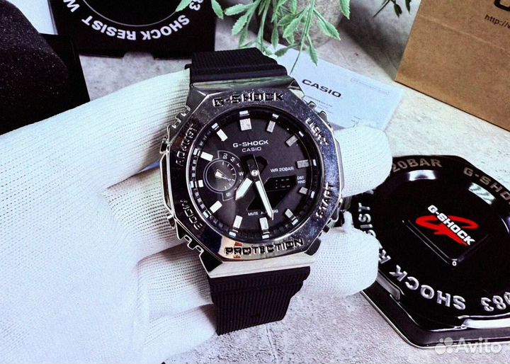 Часы Casio G-Shock GM-2100