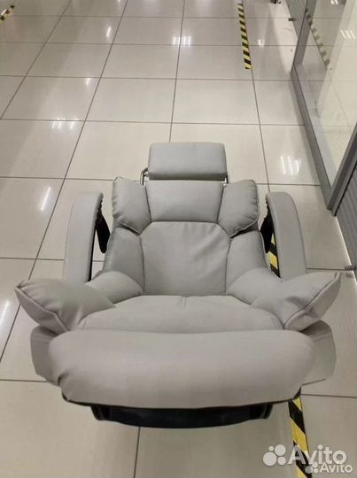 Компьютерное игровое кресло геймерское с массажем