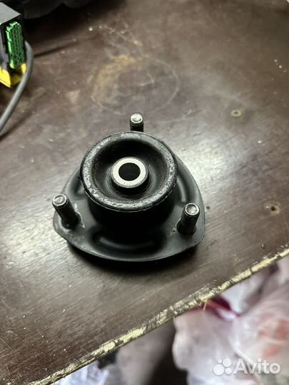 Втулка заднего амортизатора кабины Scania 2285644