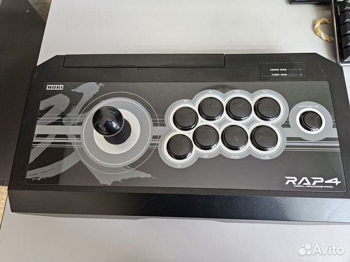 Геймпад hori Real Arcade Pro 4