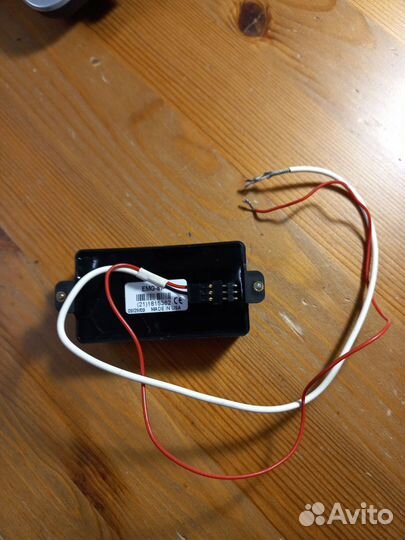 Звукосниматель EMG 81 для электрогитары