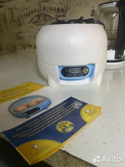 Инкубатор для яиц Ряба-6