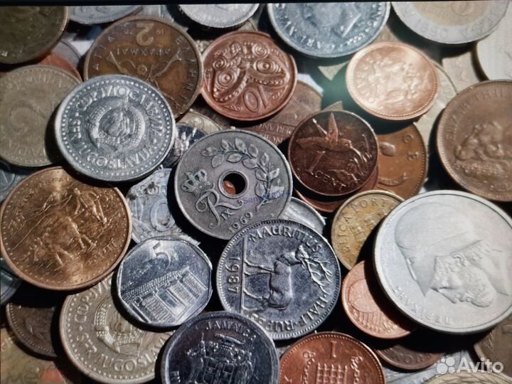 Монеты разных стран мира