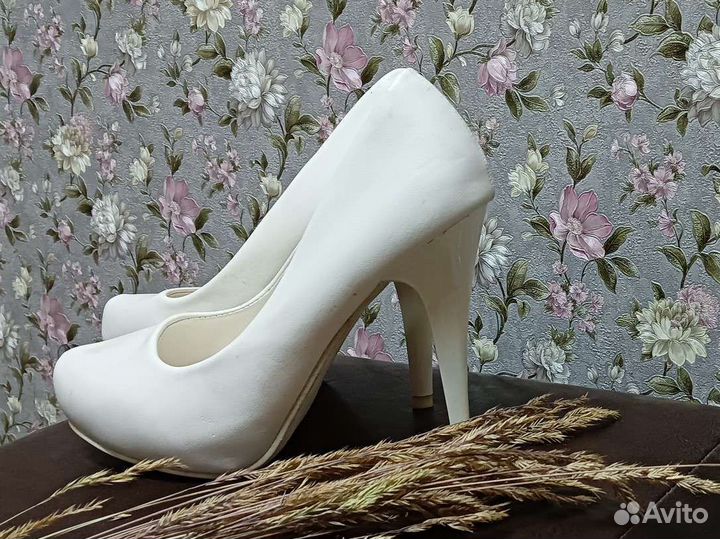 Туфли женские свадебные 36 размер