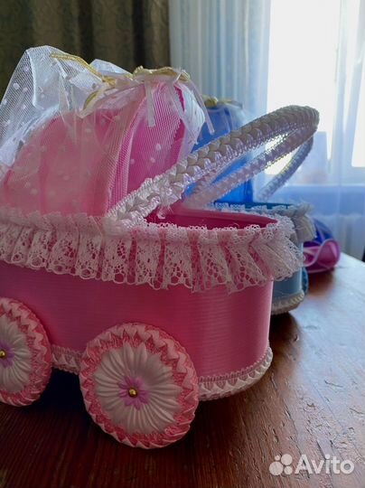 Коляски на свадьбу на мальчика и девочку