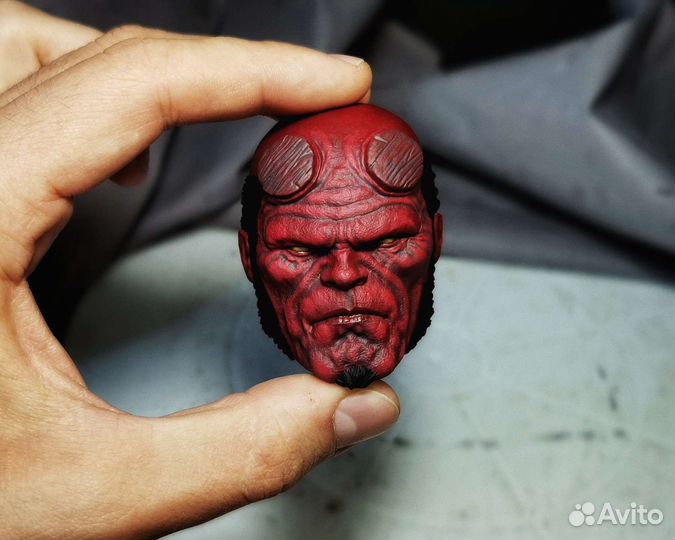 Хеллбой магнит ручной работы