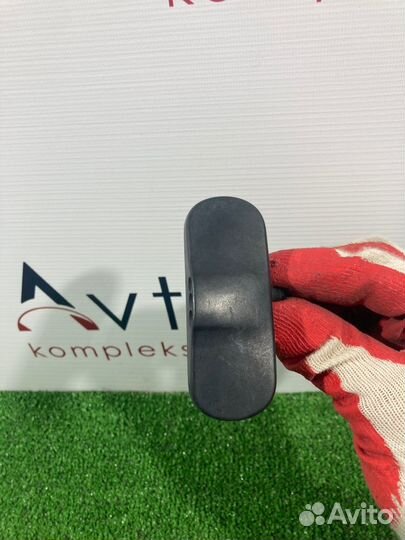 Форсунка омывателя правая Audi A3 8P CCZ 2009