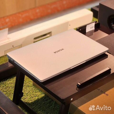 Новый ноутбук Honor MagicBook 16 серый