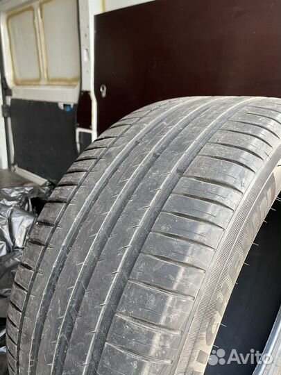 Michelin Pilot Sport 4 SUV 275/50 R20 ZR