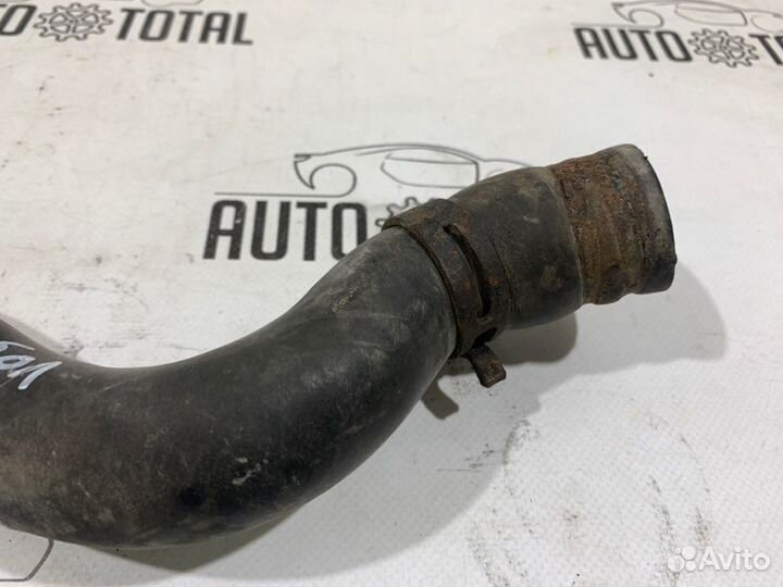 Патрубок системы охлаждения Renault Symbol K7JA700