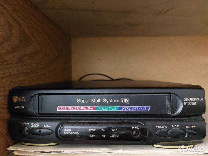 Видеомагнитофон