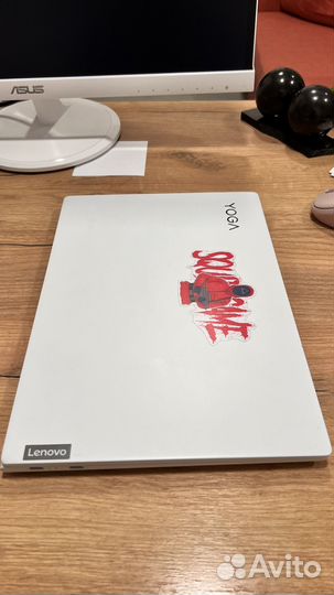 Lenovo Slim 7 Carbon