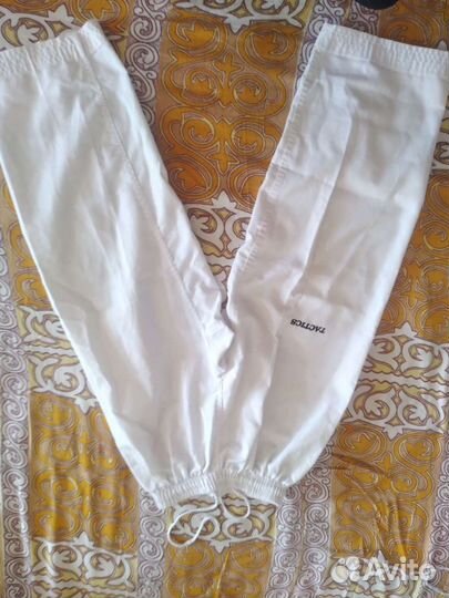 Кимоно и защита для тхэквондо