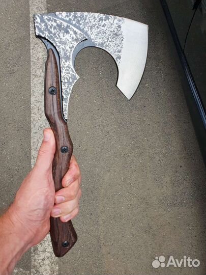 Топор ручной работы