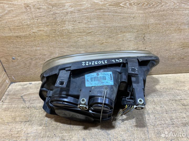 Фара передняя левая Volkswagen Golf 4 141814