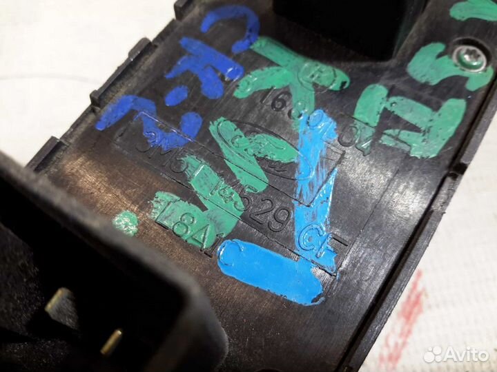 Блок стеклоподъемников Ford Focus 2