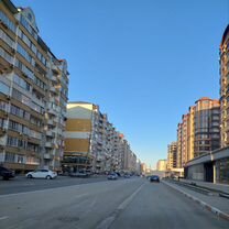 3-к. квартира, 74 м², 2/10 эт.