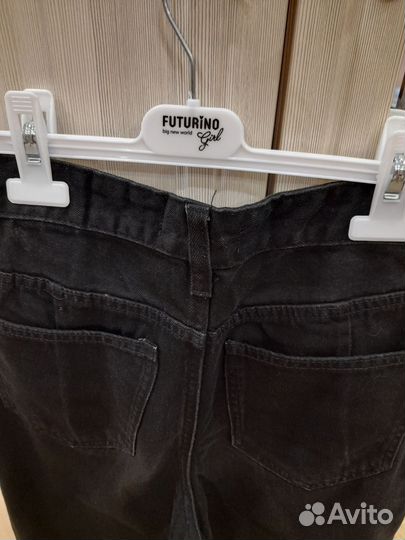Джинсы черного цвета
