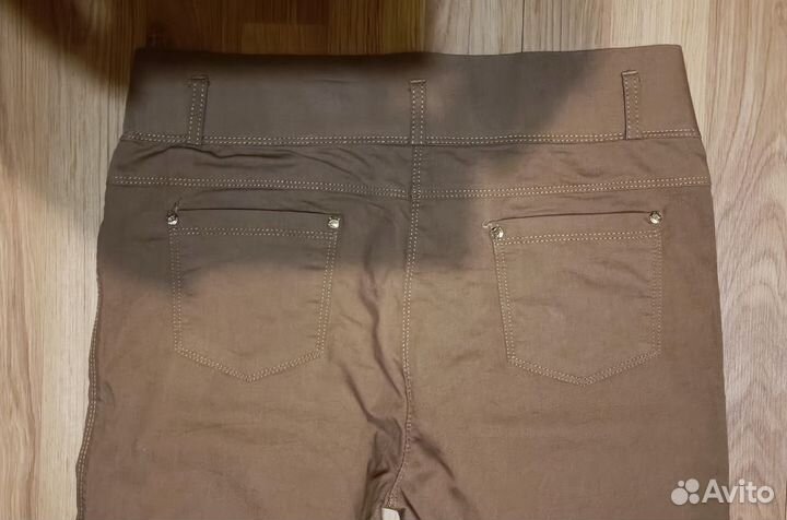 Брюки капри